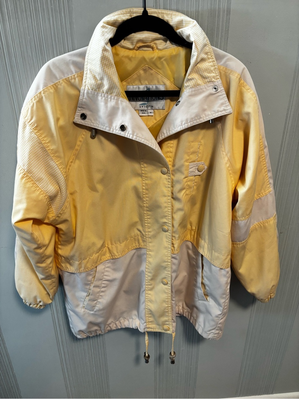 Vintage Buttercream Yellow Women's Windbreaker Jacket